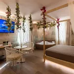 Hotel Dreams